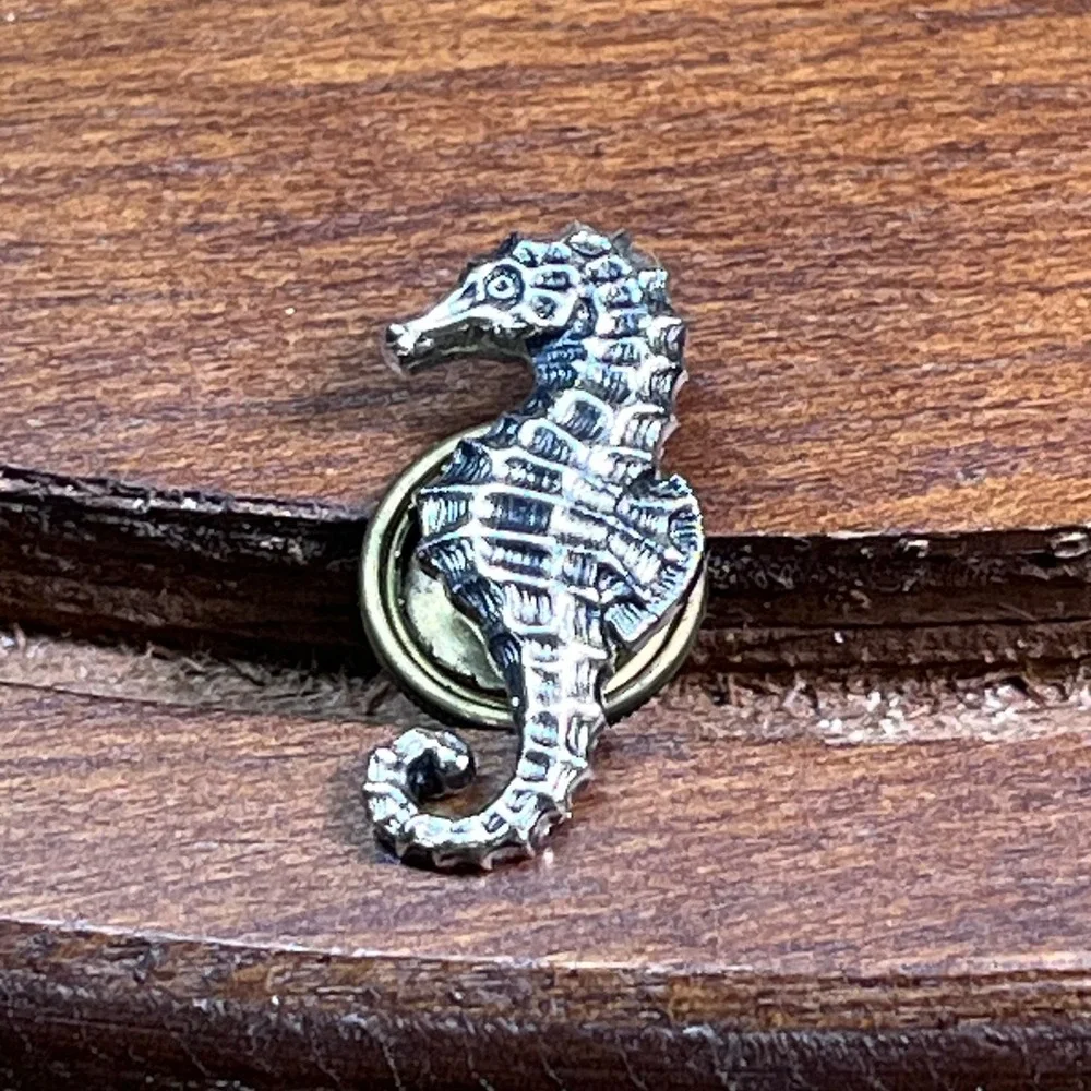 Vtg Silver Tone Seahorse Lapel Pin Tie Tack Nautical Marine Life Beach Jewelry